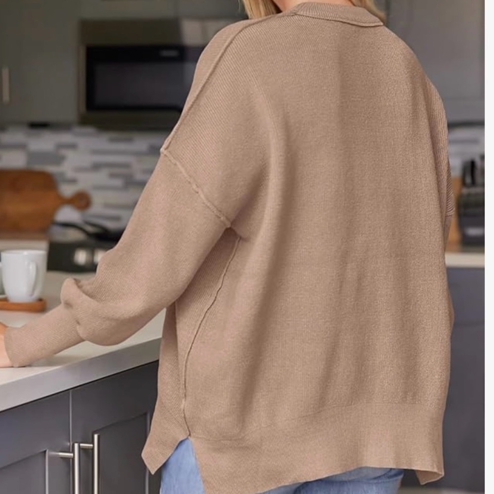 Oversized Ribbed Knit Sweater - Picture 2 of 6